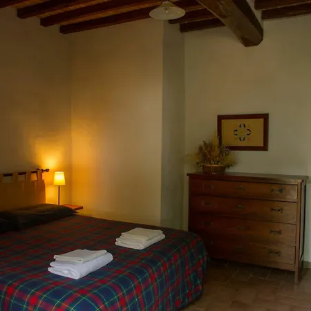 Agriturismo Montaperti בית חווה