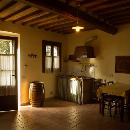 Montaperti Alloggio per agriturismo *